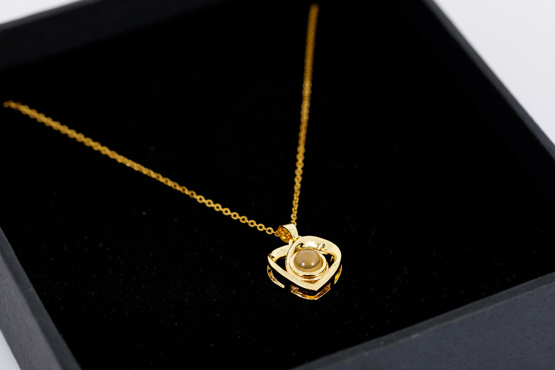 100 Dilde “Seni Seviyorum” Kolye Ne Anlama Gelir?